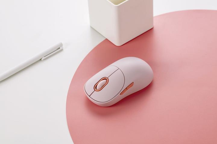 Actual product image Xiaomi WIRELESS MOUSE 3 PINK GL XMWXSB03YM, 57942 (Wireless)
