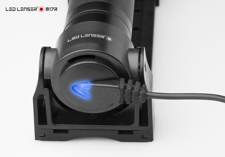 Produktbild Ledlenser M17r (30 cm, 850 lm)