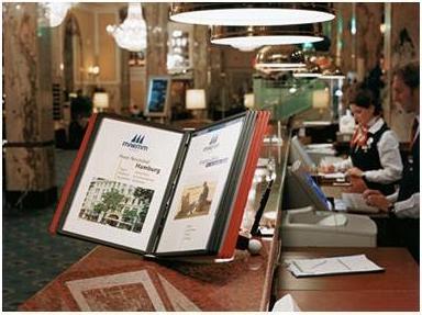 Actual product image Durable Sherpa Table 10