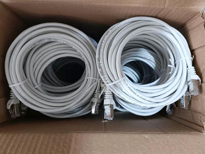 Actual product image equip Patch cable (S/FTP, CAT6, 5 m)