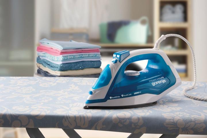 Image du produit Gorenje SIH1800BLT Fer à vapeur, 1800 W, Capacité du réservoir d'eau 250 ml, Vapeur continue 25 g/min (1800 W, 80 g/min)