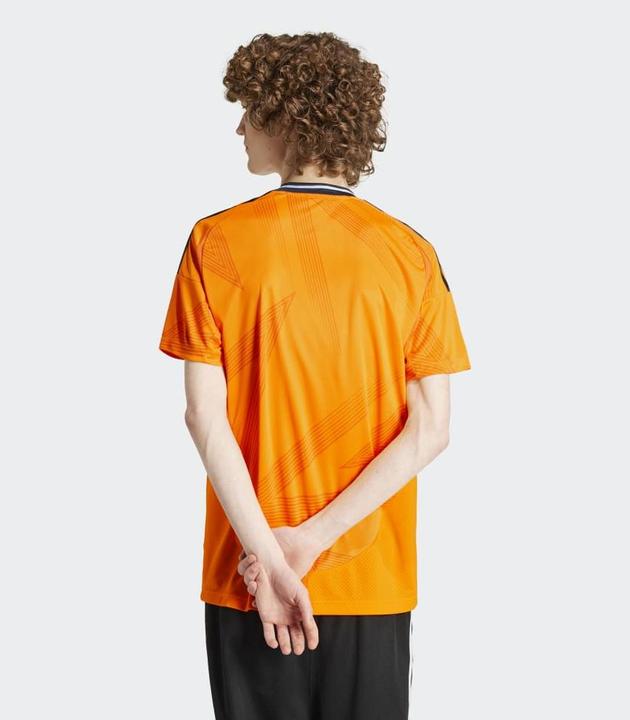 Actual product image adidas Real Madrid Away Jersey (L)