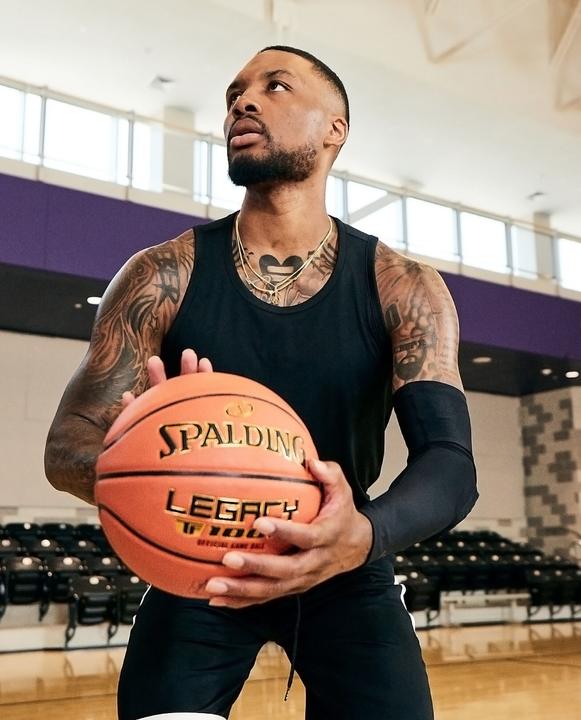 Actual product image Spalding Legacy TF-1000