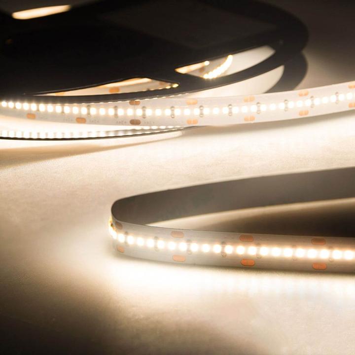 Produktbild Isoled LED-Streifen und Profile (Warmweiss, 2000 cm, Indoor)