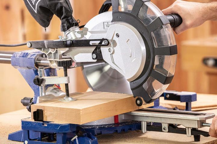 Productafbeelding Scheppach Afkort-trekzaag 254 mm incl. 2e zaagblad