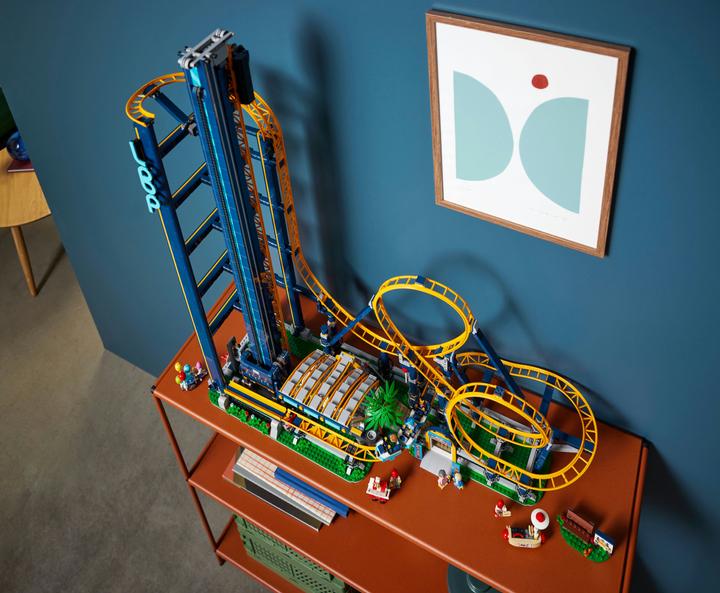Productafbeelding LEGO Lusvormige achtbaan (10303, LEGO Icons, LEGO Zeldzame Sets)