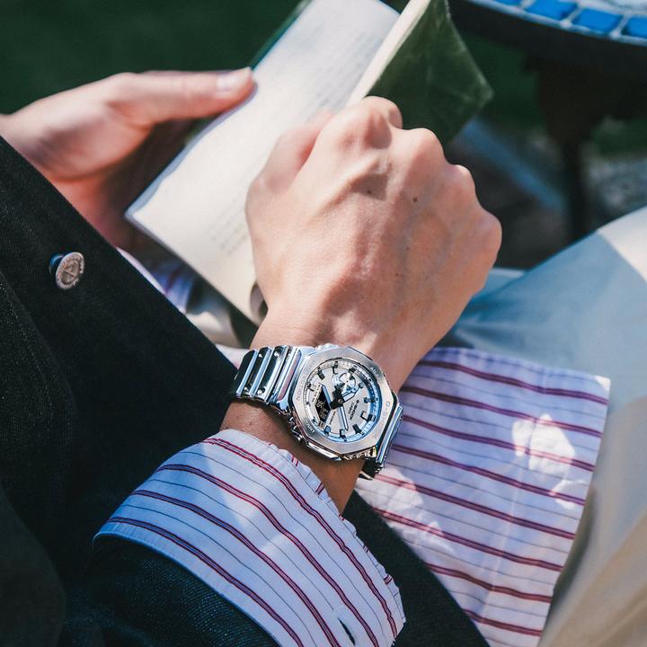 Produktbild Casio GM-2100YM-8AER (Chronograph, Analoguhr, Digitaluhr, 49.30 mm)