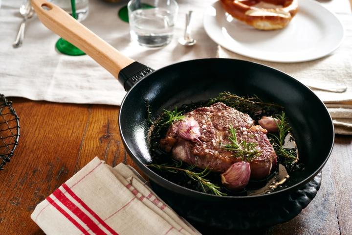 Produktbild Staub Bratpfanne (28 cm, Bratpfanne, Gusseisen)