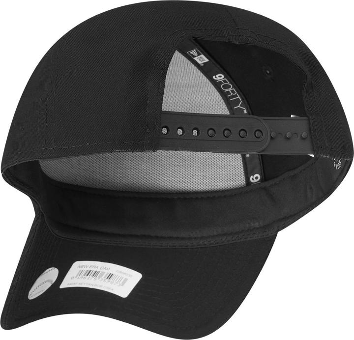 Actual product image New Era 9Forty Snapback Trucker Cap - New York Yankees