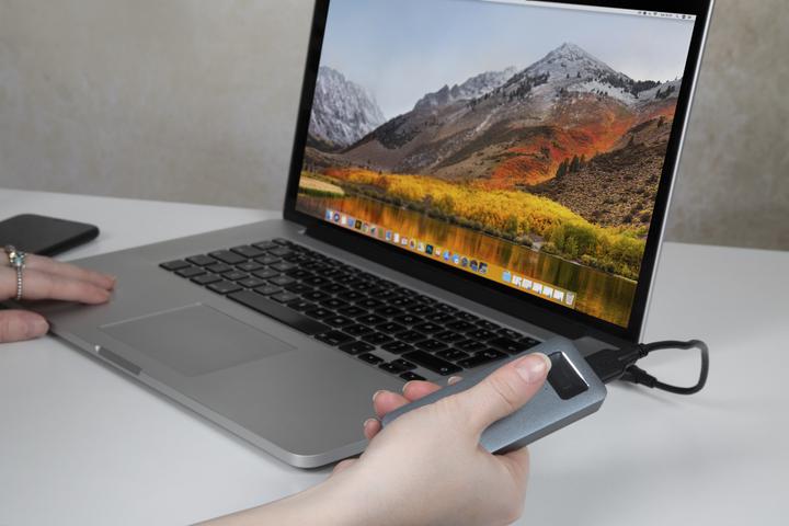 Image du produit Verbatim Fingerprint Secure SSD USB 3.2 Gen 1 USB-C 1TB (1000 Go)