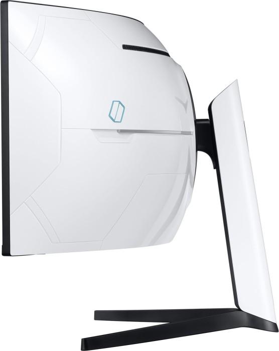 Actual product image Samsung Odyssey G9 C49G94TSSP (5120 x 1440 pixels, 49")