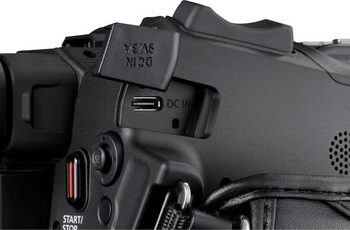 Actual product image Canon Legria HF G70 (21.14 Mpx, 25p, 20 x)