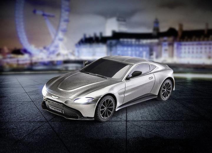 Produktbild Revell Aston Martin Vantage