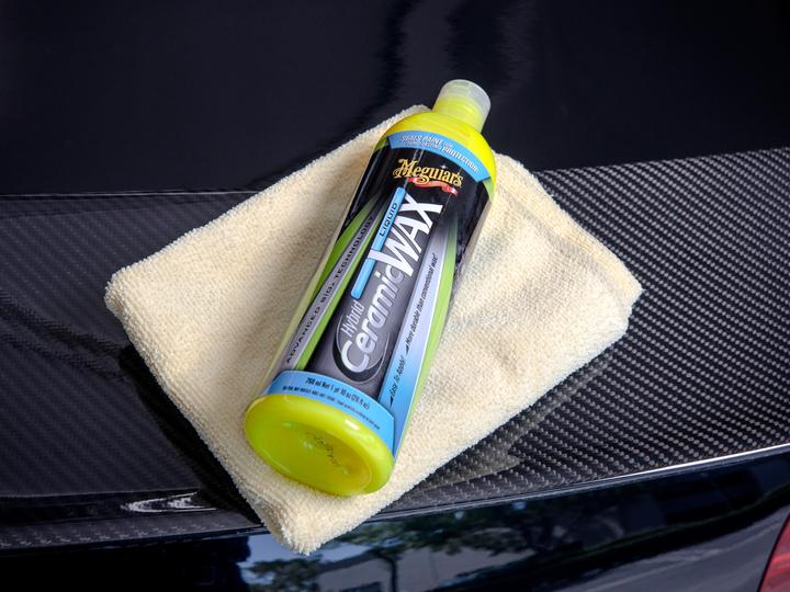 Actual product image Meguiar's Hybrid Ceramic Liquid Wax (473 ml)