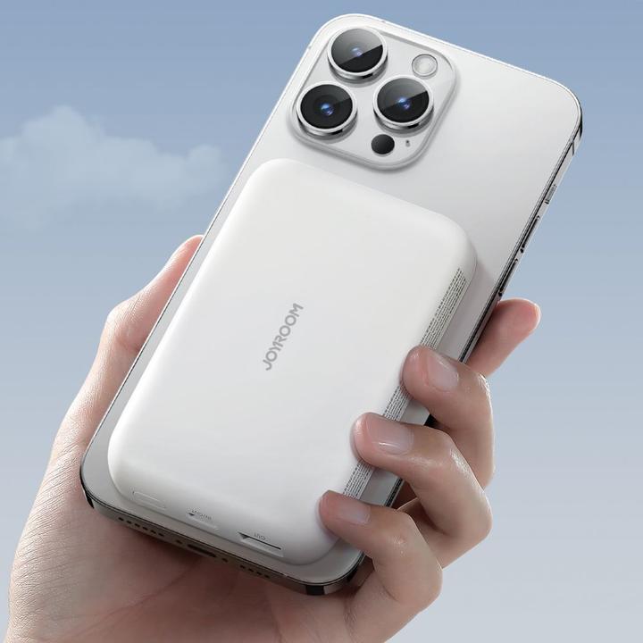 Actual product image Joyroom Mini Magnetic Wireless Powerbank (20W) (10000 mAh, 20 W, 15 Wh)