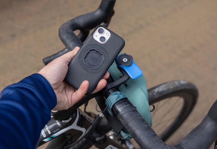 Actual product image Quad Lock Out Front Mount Pro
