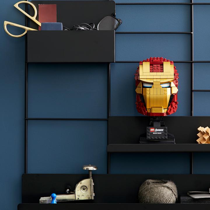 Actual product image LEGO Iron Man's helmet (76165, LEGO Marvel)
