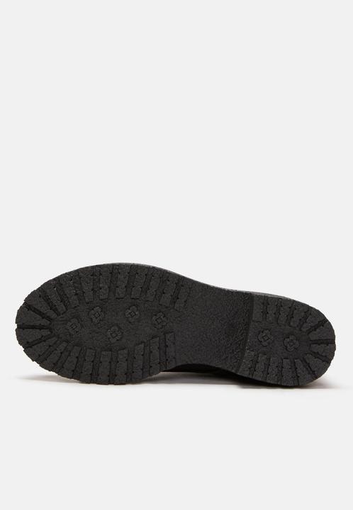 Actual product image Felmini CASTER B501, the timeless lace-up boot from, is characterised by an elegant combination of a (37)