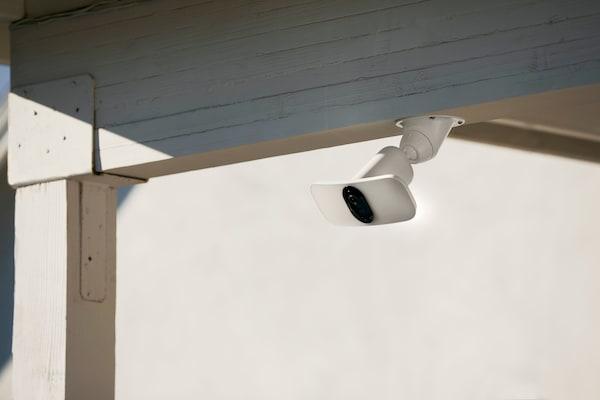 Actual product image Arlo Pro 3 Floodlight camera, black (2560 x 1440 Pixels)