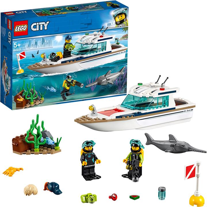 Actual product image LEGO Diving yacht (60221, LEGO City)