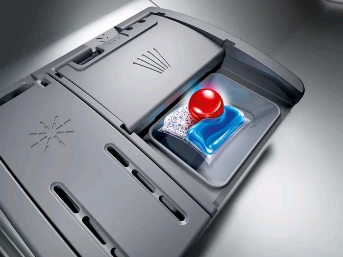 Actual product image Bosch Hausgeräte SMI6ECS12E Series 6 A