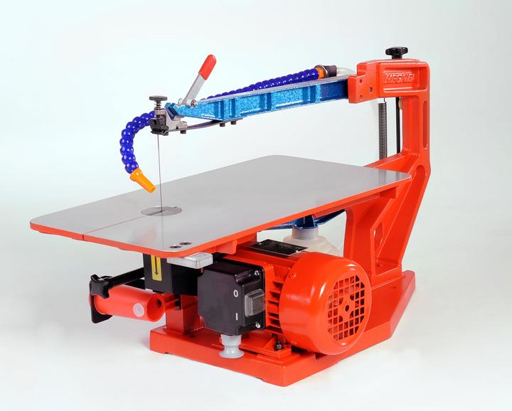 Hegner Scie à découper Multicut 2S, Scie à bois, vitesse électrique 400-1400 tr/min