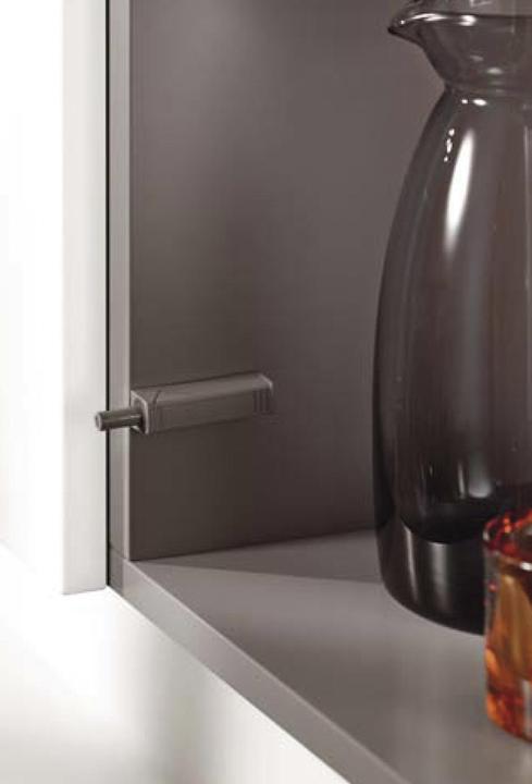 Actual product image Blum TIP ON 956A (1 pcs.)