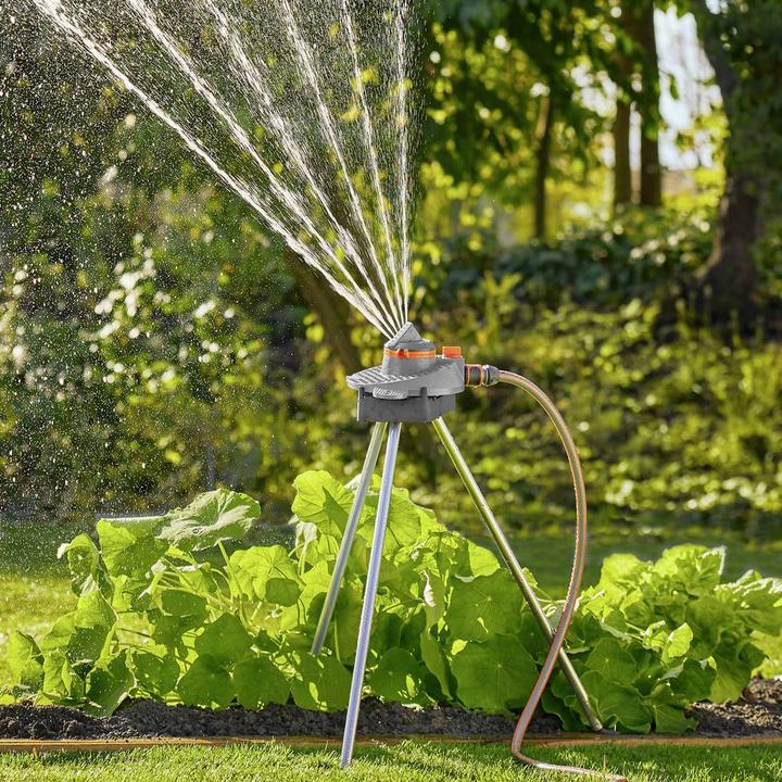 Immagine prodotto Gardena Treppiede per irrigatori (Irrigatore quadrato, Irrigatore circolare, Impianto sprinkler, Irrigatori ad impulso, circolari e a settori)
