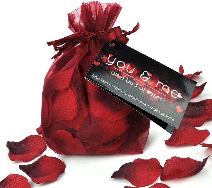 Produktbild Creative Conceptions You & Me On A Bed Ofs! (Würfelspiel)