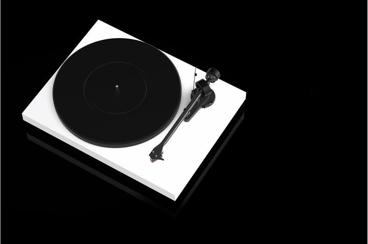 Actual product image Pro-Ject Debut Carbon Evo (Manual)