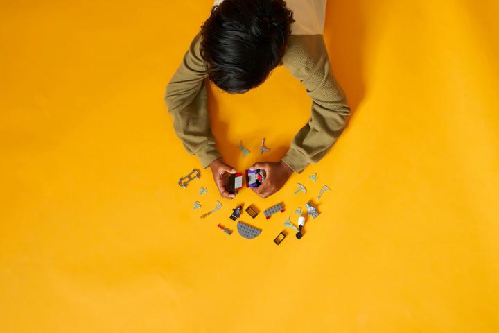 Produktbild LEGO Kampfset: Zane vs. Nindroid (71731, LEGO Ninjago)