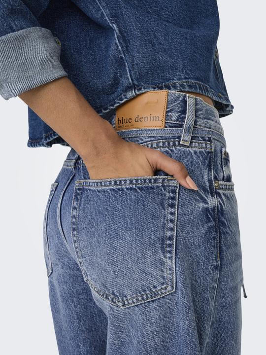 Immagine prodotto Only Jeans a vita media con taglio a palloncino e vestibilità dritta (W32/L32)