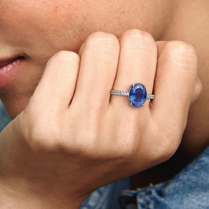 Produktbild Pandora Ring Funkelndes Statement Halo (52, 925 Silber)