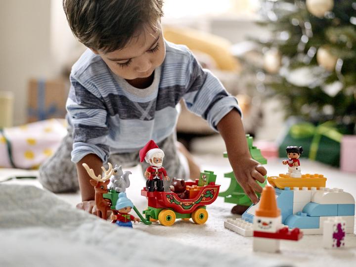 Produktbild LEGO Winterspass mit dem Weihnachtsmann (10837)