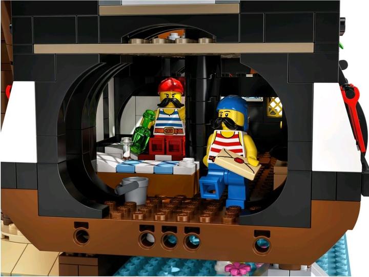 Produktbild LEGO Piraten der Barracuda-Bucht (21322, LEGO Ideas)
