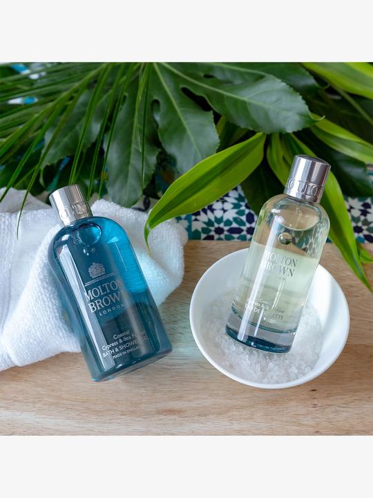 Actual product image Molton Brown Coastal Cypress & Sea Fennel (300 ml)