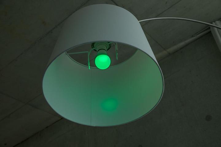 Produktbild Osram Led Retrofit Rgbw Lamps With Remote Control (E27, 60 W, 806 lm, 1 x, G)