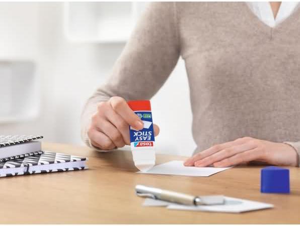 Immagine prodotto tesa 3x colla stick ecoLogo, colla stick inodore per carta e cartone