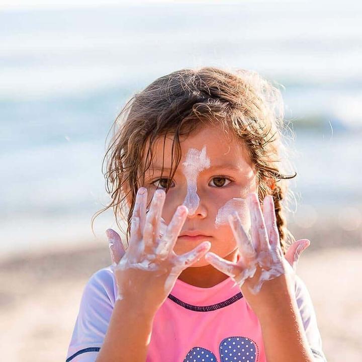 Actual product image Suntribe Mineralische Bio-Sonnencreme Kids 100ml (Suntan cream, SPF 30, 100 ml, 1 g)
