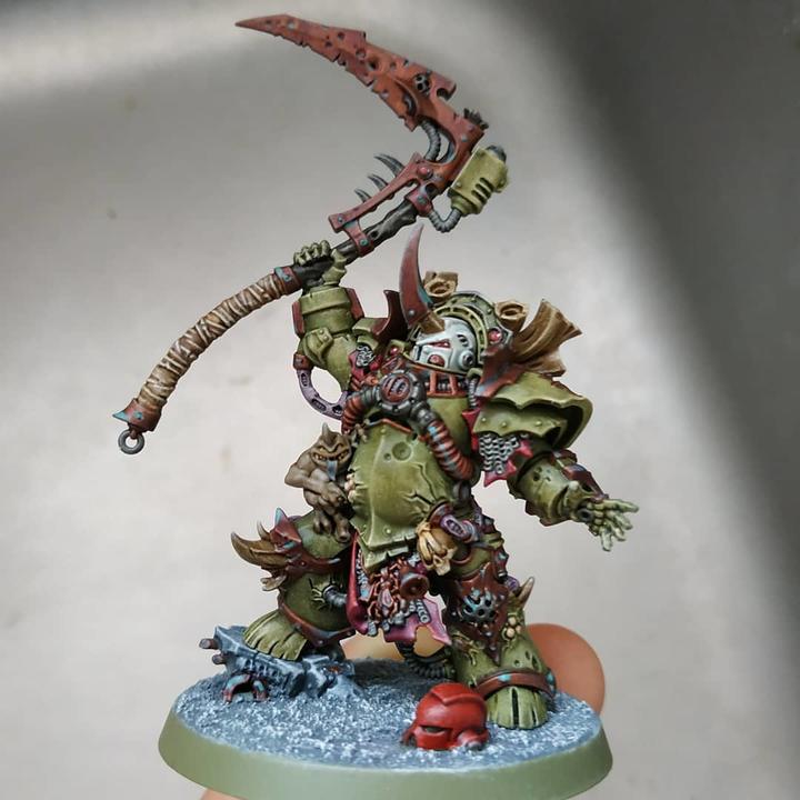 Actual product image Games Workshop Warhammer 40k - Death Guard Typhus : Typhus - Héraut du Dieu de la Peste (Plastic)