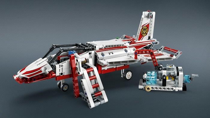 Produktbild LEGO Löschflugzeug (42040, LEGO Technic)