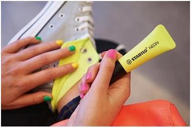 Produktbild STABILO NEON Textmarker (Gelb, Grün, Orange, Pink, 5 mm, 4 x)