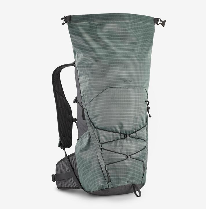 Actual product image Quechua MH500 (22 l)