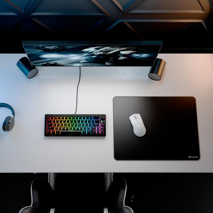 Actual product image Glorious Mouse Pad 2 XL - Stitched - Black (XL)