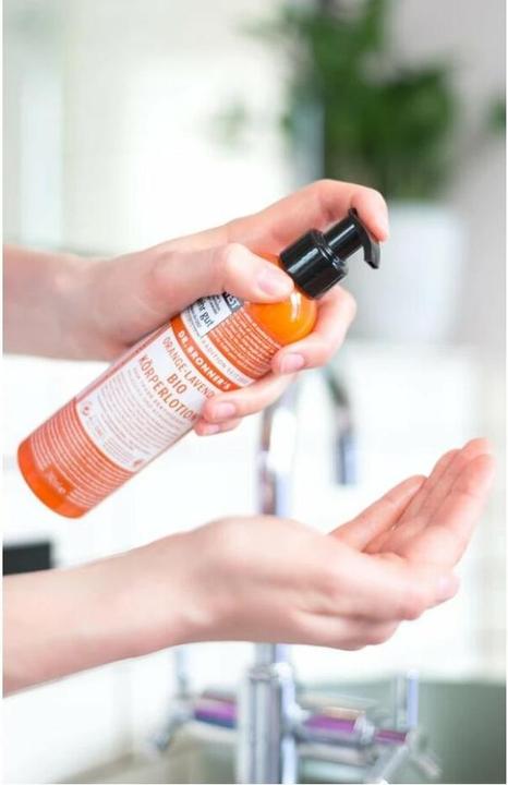 Actual product image Dr. Bronner's Organic Body Lotion Orange Lavender 240 ml (Body lotion, 240 ml)