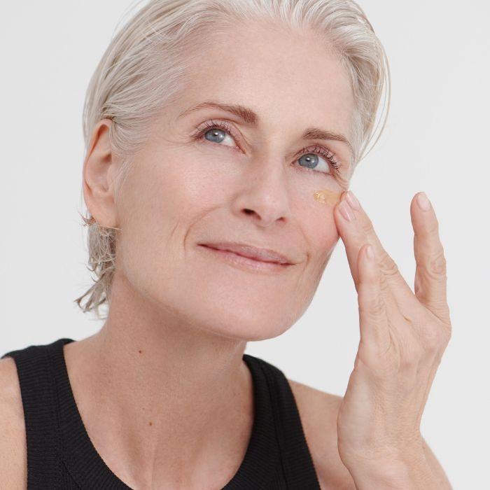 Actual product image Dr. Hauschka Regenerating Intensive Eye Serum Fl 15 ml (Serum, 15 ml, Day + Night)