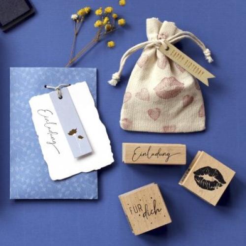 Actual product image Artoz Stamp invitation