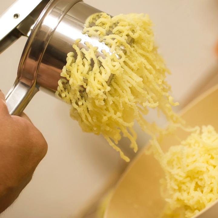 Image du produit Relaxdays Presse à pommes de terre et à spaghettis