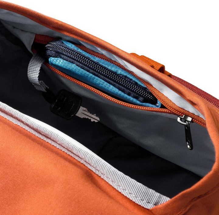 Actual product image Deuter UP Sydney (22 l)