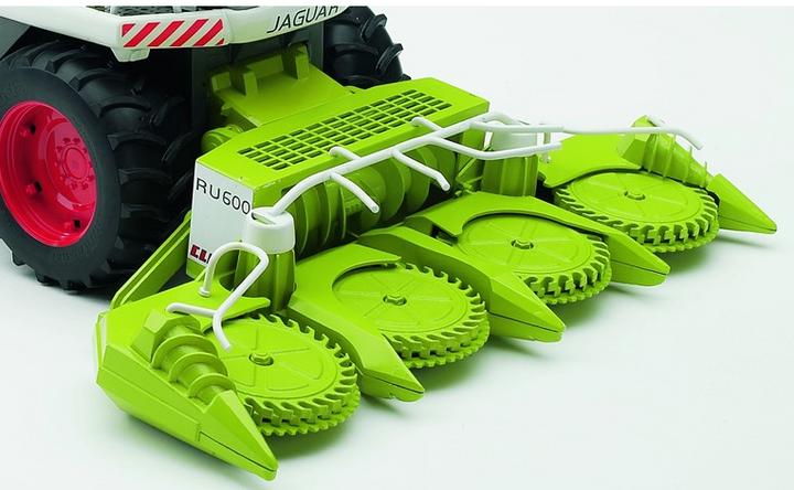 Actual product image Bruder Field choppers